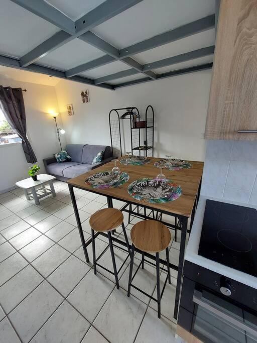 Le Ti Papangue Apartment Saint Pierre Ngoại thất bức ảnh